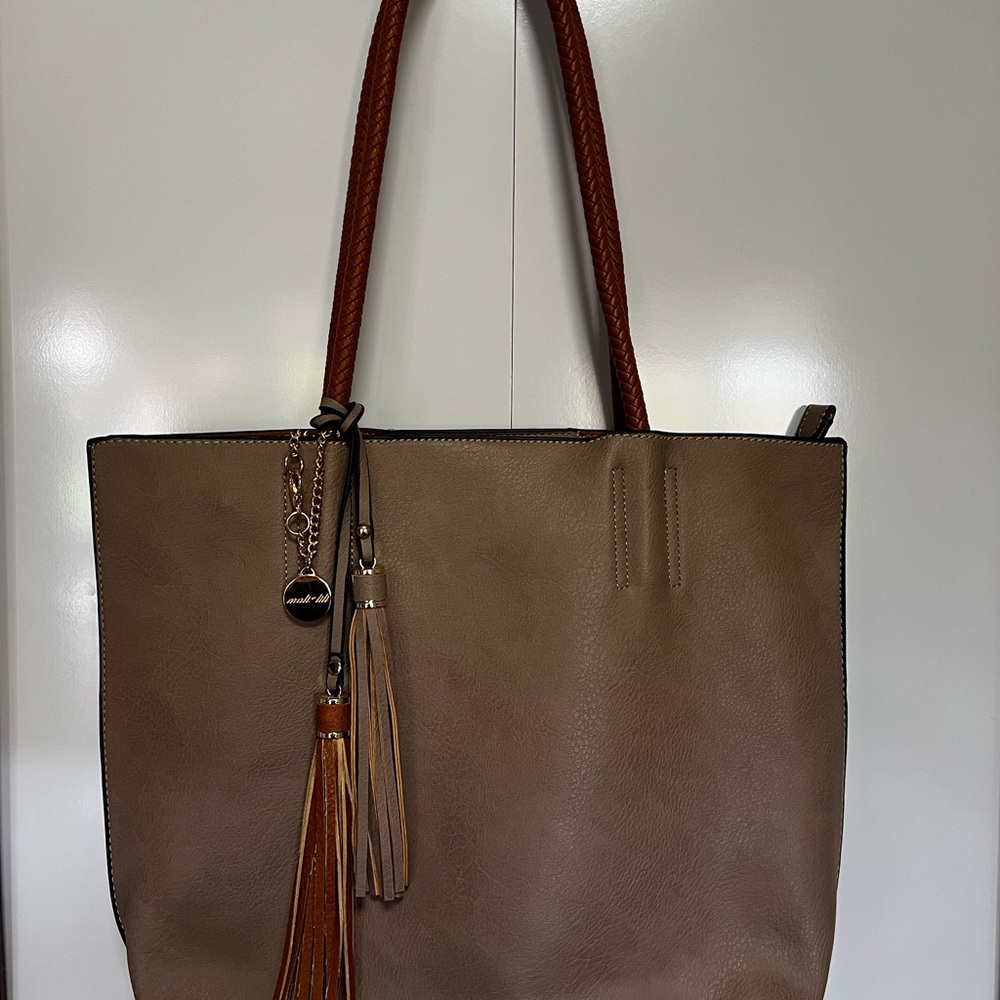 Mali + Lili Vegan Leather Beige Tote / Shopper Bag. Tan Braided Handles